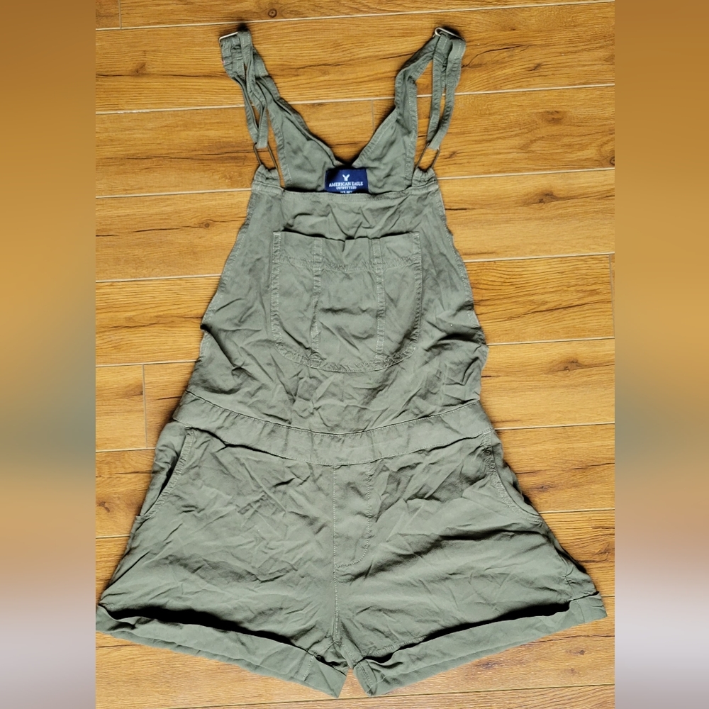 American Eagle Shortalls